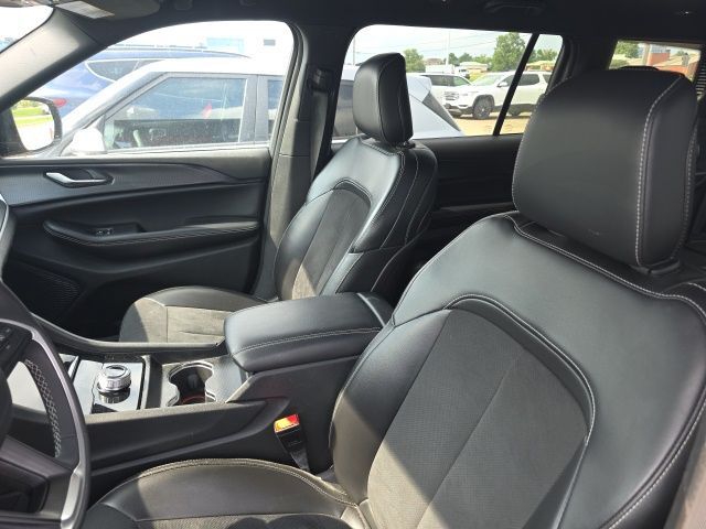 2023 Jeep Grand Cherokee L Laredo Cape Girardeau MO