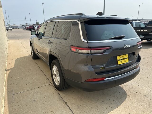 2023 Jeep Grand Cherokee L Laredo Watertown SD