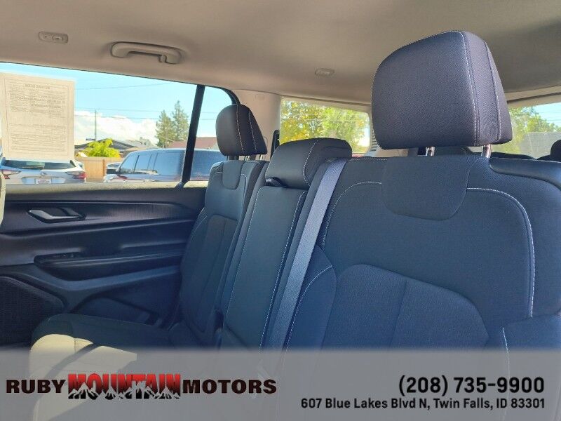 2023 Jeep Grand Cherokee L Laredo Twin Falls ID
