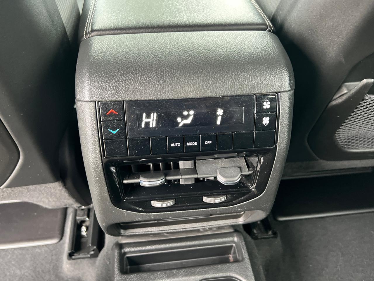2023 Jeep Grand Cherokee L Laredo Hagerstown MD