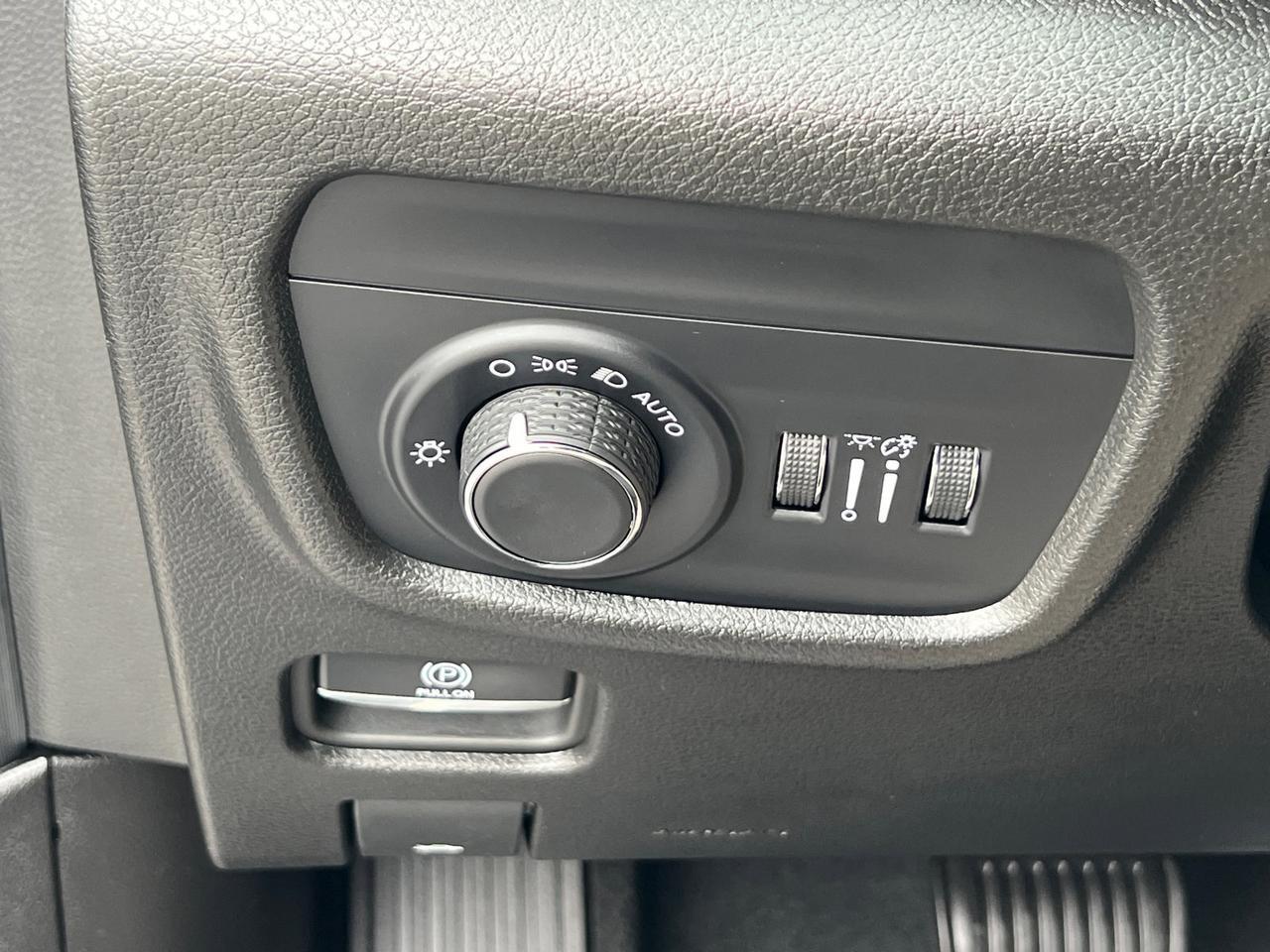2023 Jeep Grand Cherokee L Laredo Hagerstown MD