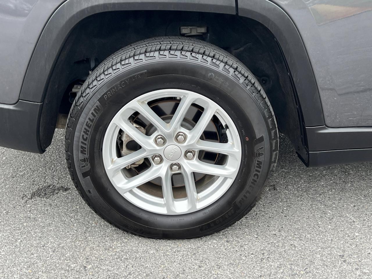 2023 Jeep Grand Cherokee L Laredo Hagerstown MD