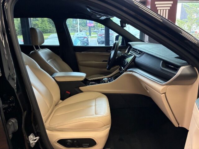 2023 Jeep Grand Cherokee L Limited 4x4 Kannapolis NC
