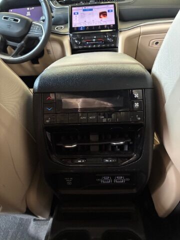 2023 Jeep Grand Cherokee L Limited 4x4 Kannapolis NC