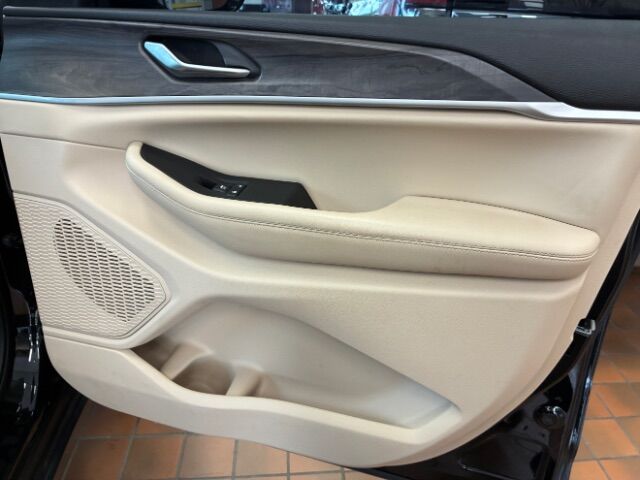 2023 Jeep Grand Cherokee L Limited 4x4 Kannapolis NC