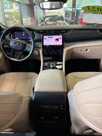 2023 Jeep Grand Cherokee L Limited 4x4 Kannapolis NC