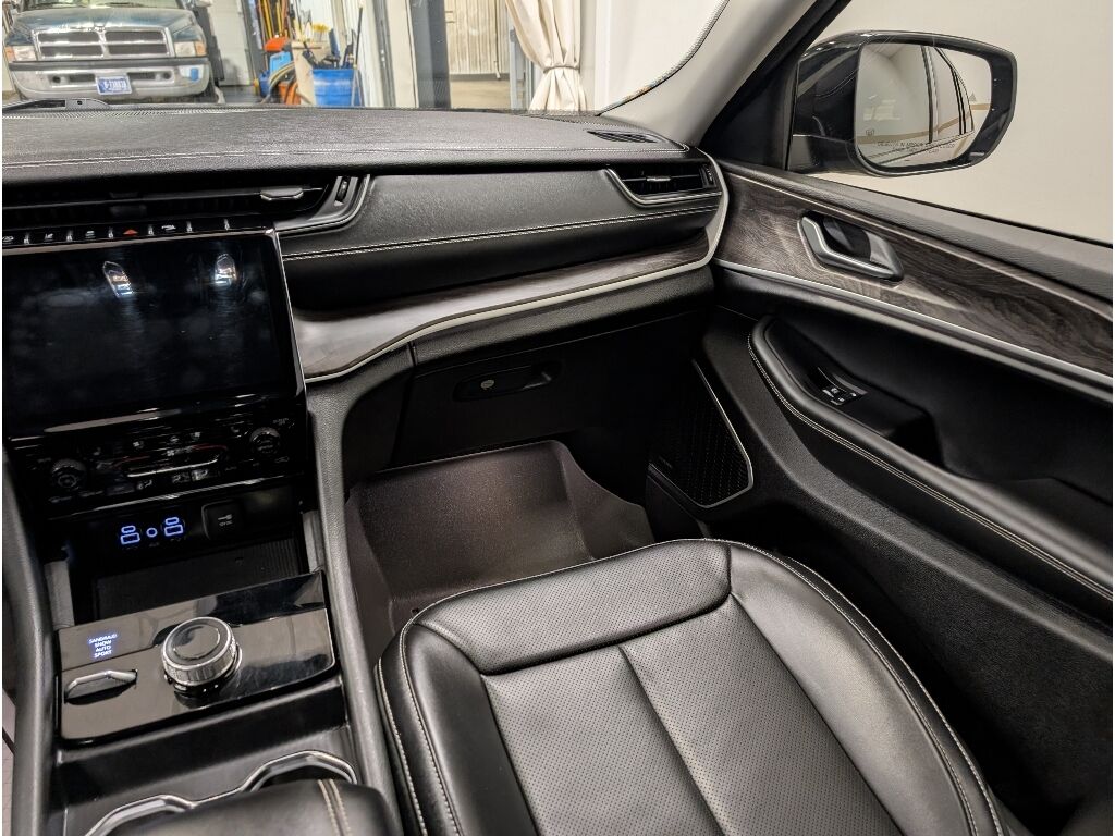 2023 Jeep Grand Cherokee L Limited Bozeman MT