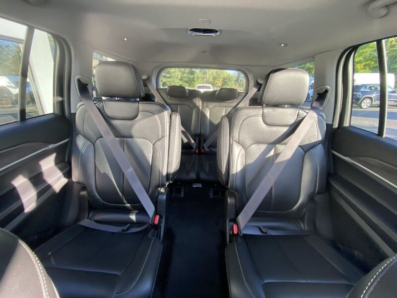 2023 Jeep Grand Cherokee L Limited Bristol  PA