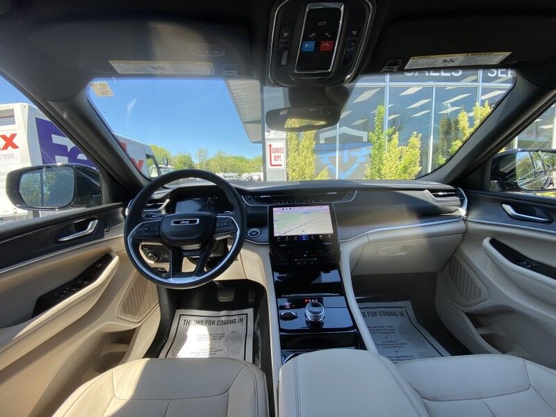 2023 Jeep Grand Cherokee L Limited Bristol  PA