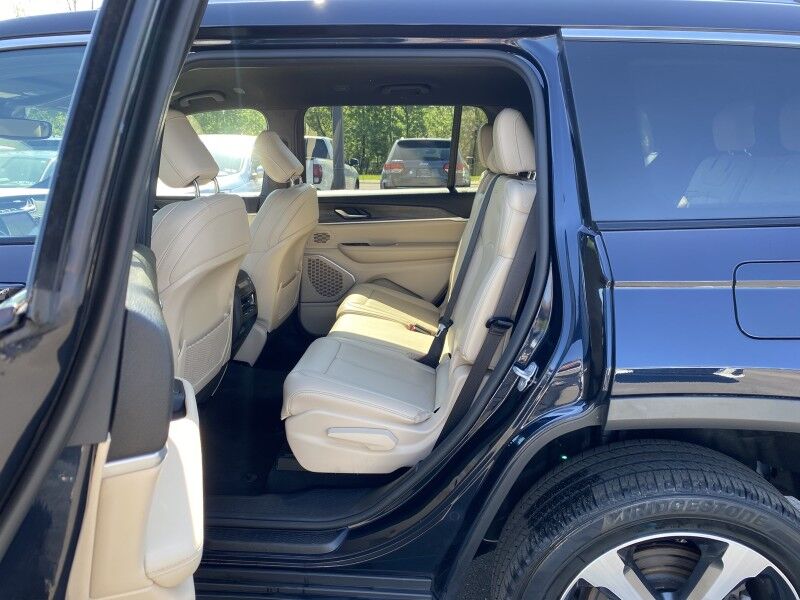 2023 Jeep Grand Cherokee L Limited Springfield PA