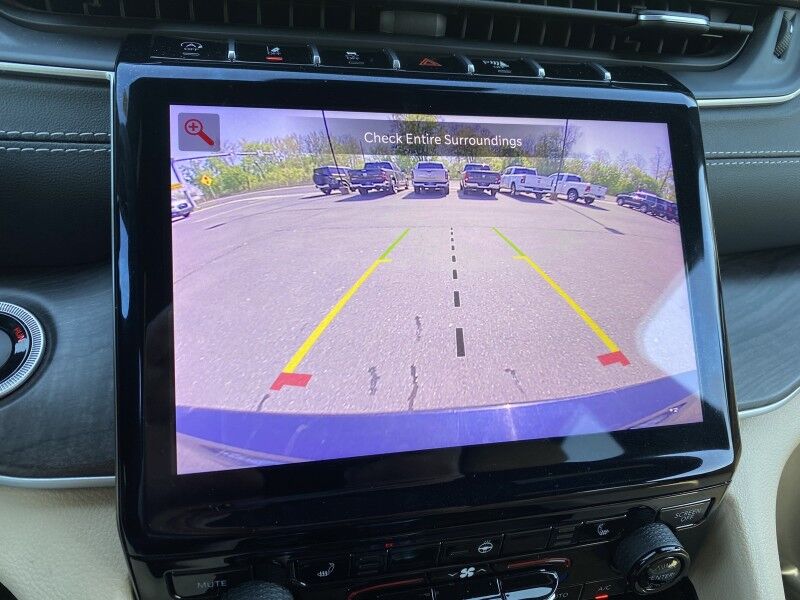 2023 Jeep Grand Cherokee L Limited Springfield PA