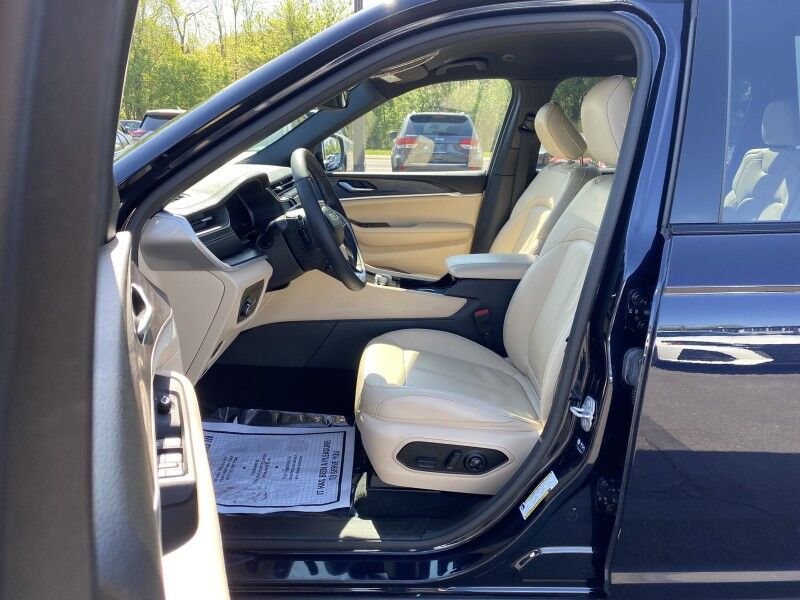 2023 Jeep Grand Cherokee L Limited Springfield PA