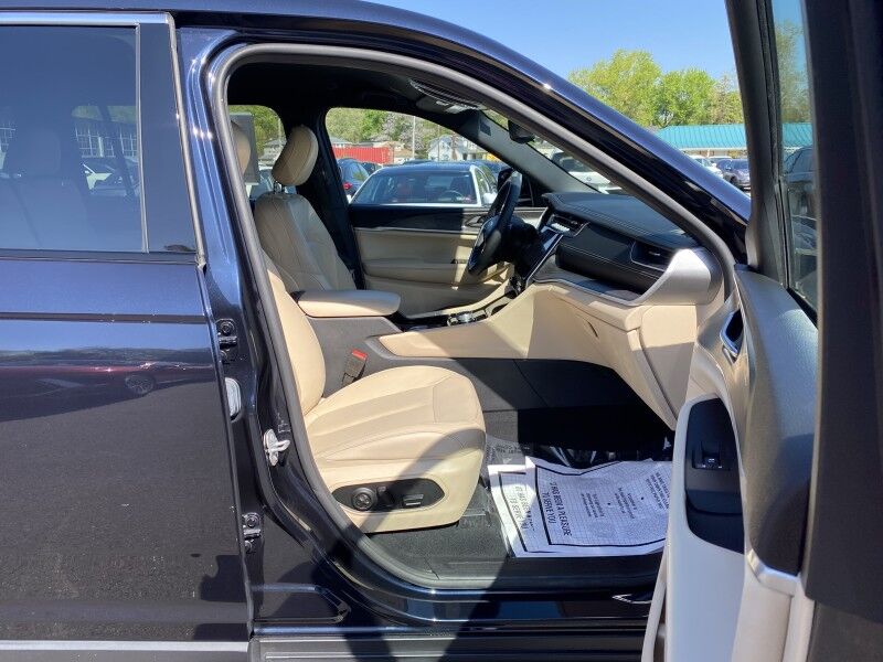 2023 Jeep Grand Cherokee L Limited Springfield PA