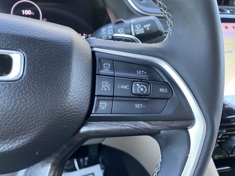 2023 Jeep Grand Cherokee L Limited Springfield PA