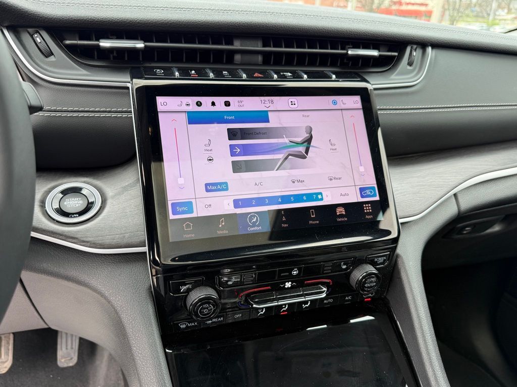 2023 Jeep Grand Cherokee L Limited Crestwood KY