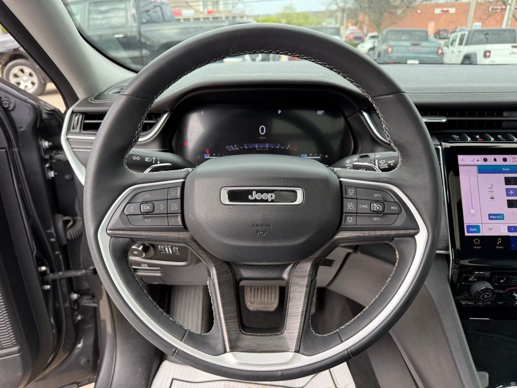 2023 Jeep Grand Cherokee L Limited Crestwood KY