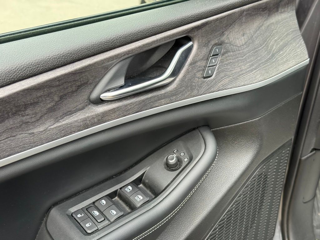 2023 Jeep Grand Cherokee L Limited Crestwood KY