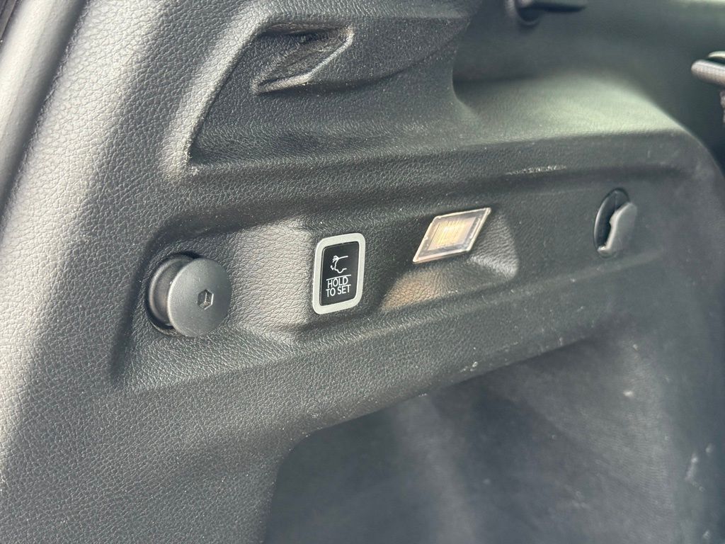 2023 Jeep Grand Cherokee L Limited Crestwood KY