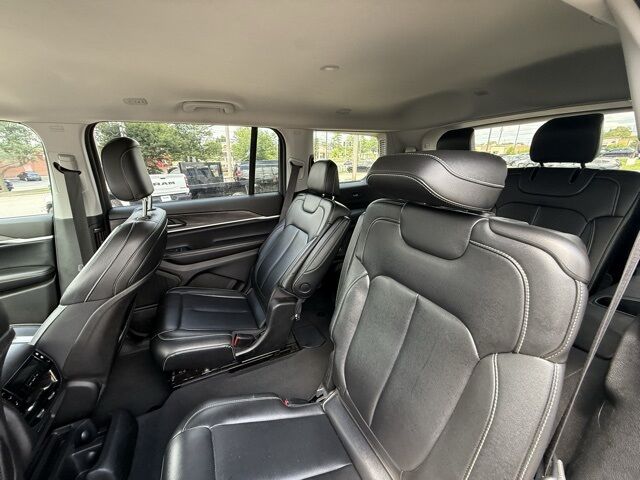 2023 Jeep Grand Cherokee L Limited Crestwood KY