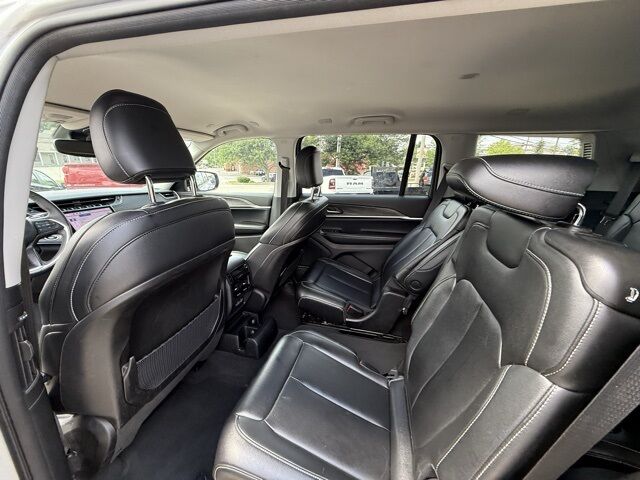2023 Jeep Grand Cherokee L Limited Crestwood KY