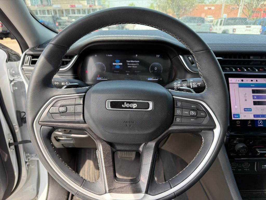 2023 Jeep Grand Cherokee L Limited Crestwood KY