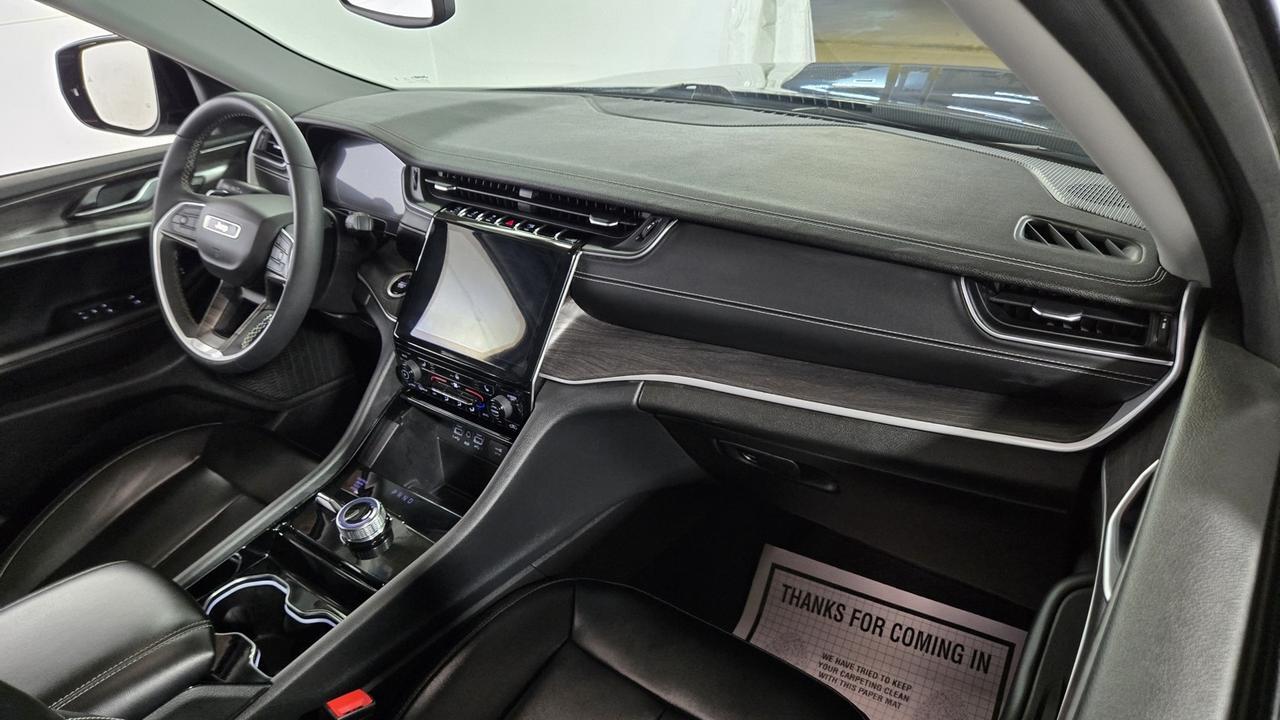 2023 Jeep Grand Cherokee L Limited Jersey City NJ