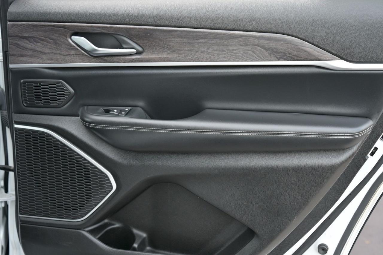 2023 Jeep Grand Cherokee L Limited Lake Worth FL