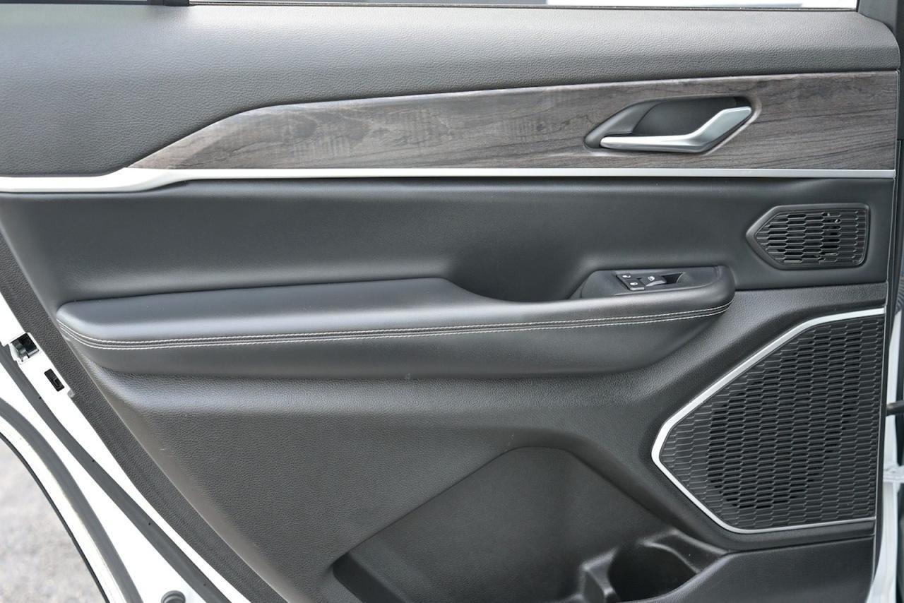 2023 Jeep Grand Cherokee L Limited Lake Worth FL