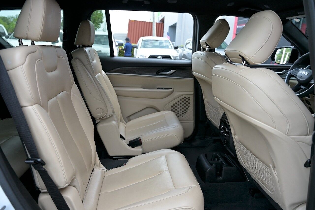 2023 Jeep Grand Cherokee L Limited Doral FL