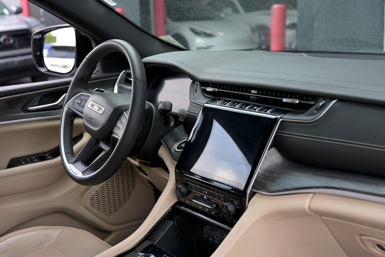 2023 Jeep Grand Cherokee L Limited Doral FL