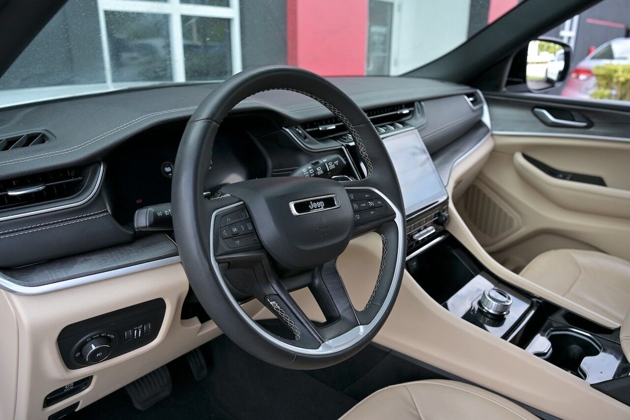 2023 Jeep Grand Cherokee L Limited Doral FL