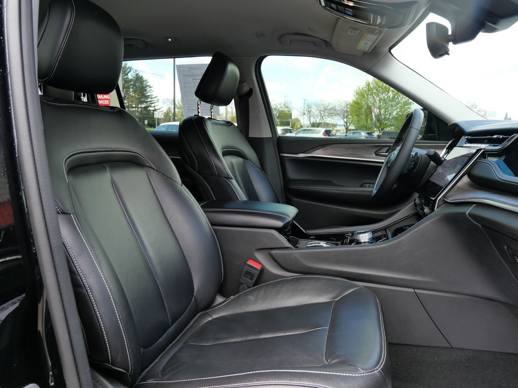 2023 Jeep Grand Cherokee L Limited Mt Pleasant MI