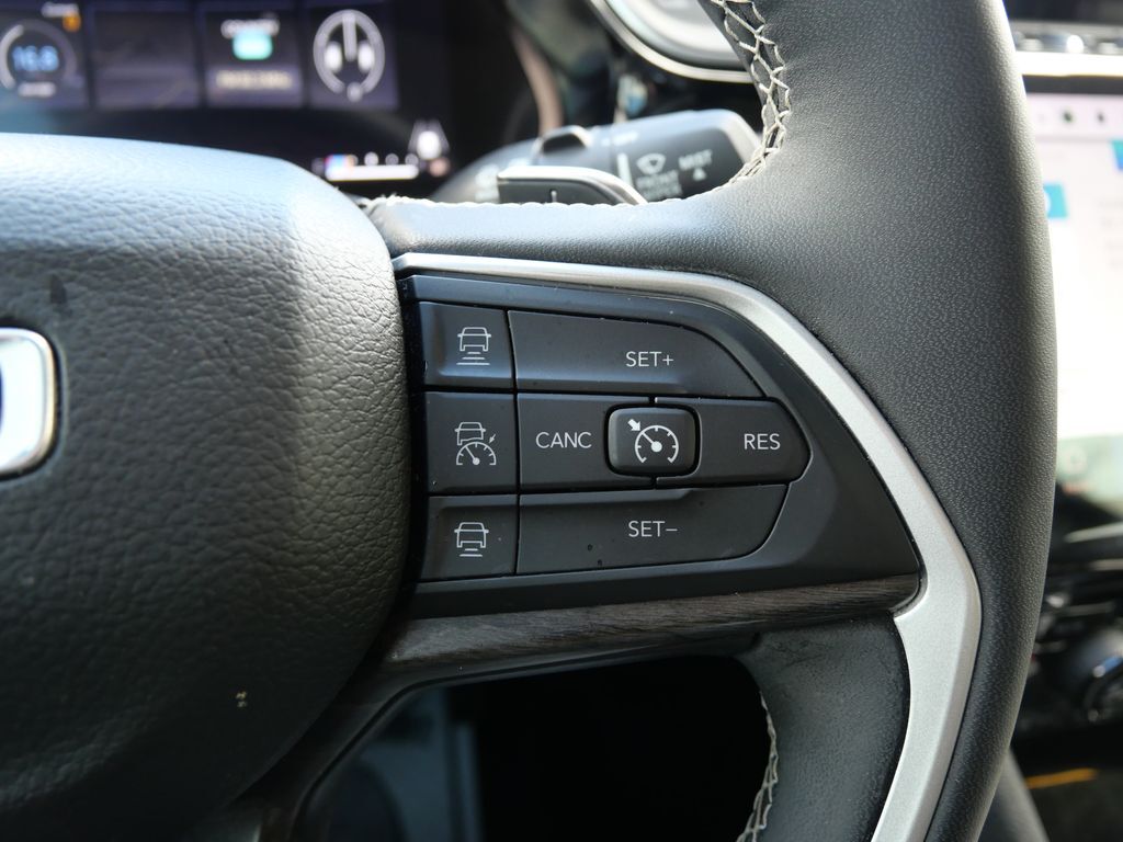 2023 Jeep Grand Cherokee L Limited Mt Pleasant MI