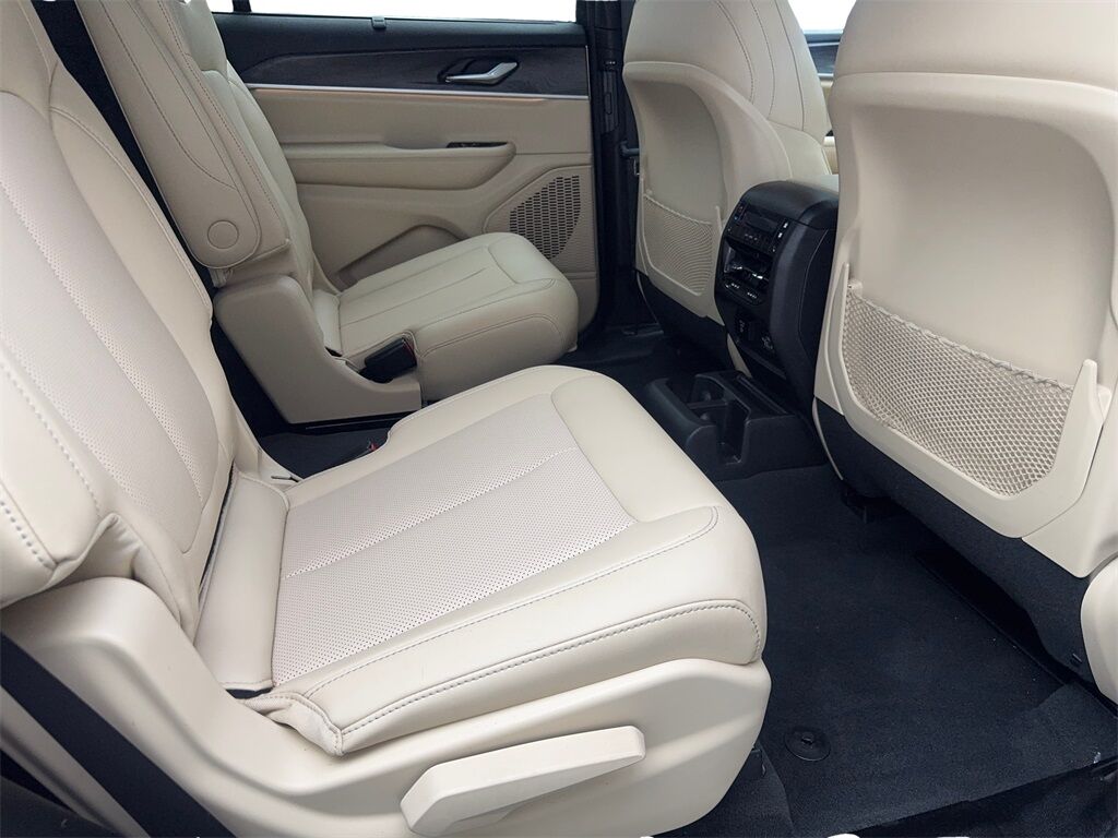 2023 Jeep Grand Cherokee L Limited NAV,CAM,HTD STS,BLIND SPOT,20&quot; WLS,3RD ROW Irving TX