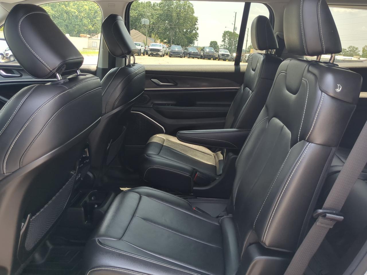 2023 Jeep Grand Cherokee L Limited Appleton WI