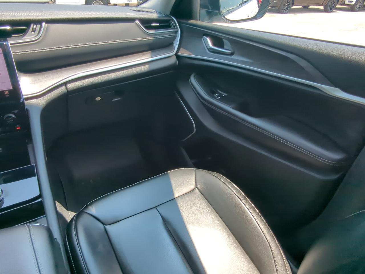 2023 Jeep Grand Cherokee L Limited Appleton WI