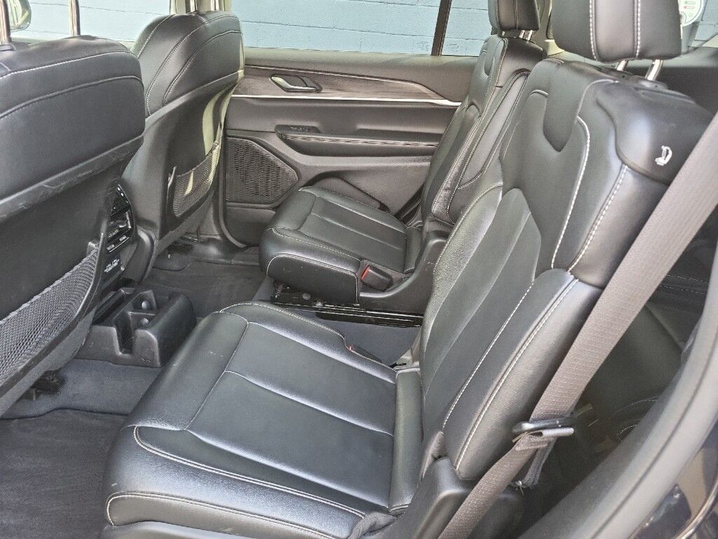 2023 Jeep Grand Cherokee L Limited Owego NY