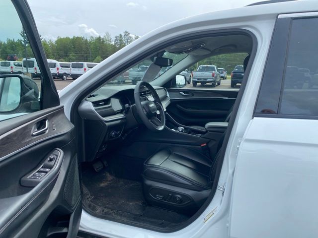 2023 Jeep Grand Cherokee L Limited Pine River MN