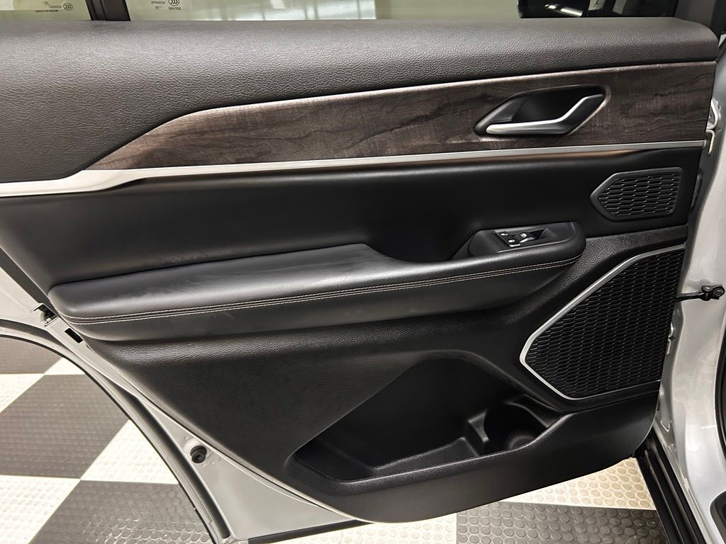 2023 Jeep Grand Cherokee L Limited Portland OR