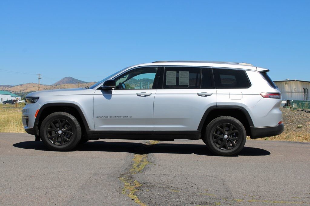 2023 Jeep Grand Cherokee L Limited Klamath Falls OR