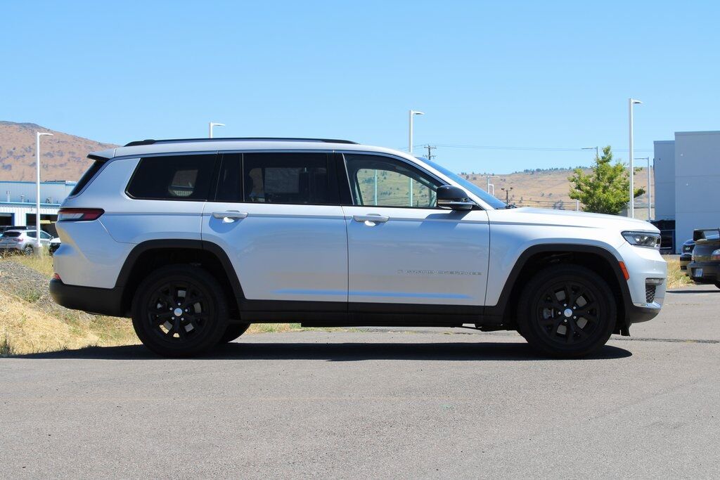 2023 Jeep Grand Cherokee L Limited Klamath Falls OR