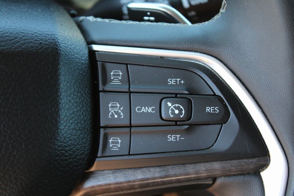 2023 Jeep Grand Cherokee L Limited Klamath Falls OR