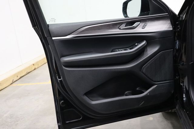 2023 Jeep Grand Cherokee L Limited Raleigh NC