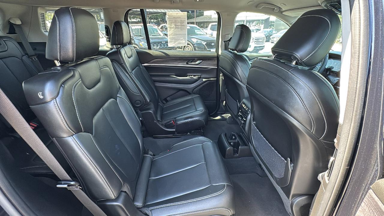 2023 Jeep Grand Cherokee L Limited San Antonio TX