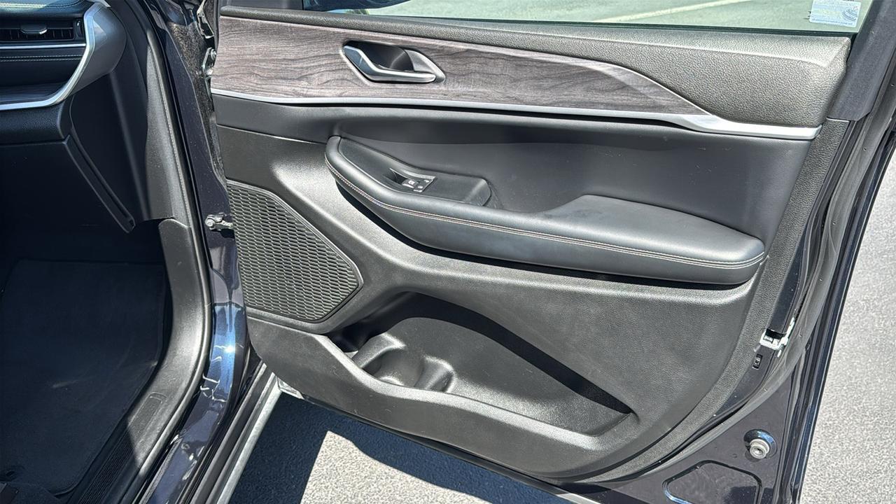 2023 Jeep Grand Cherokee L Limited San Antonio TX