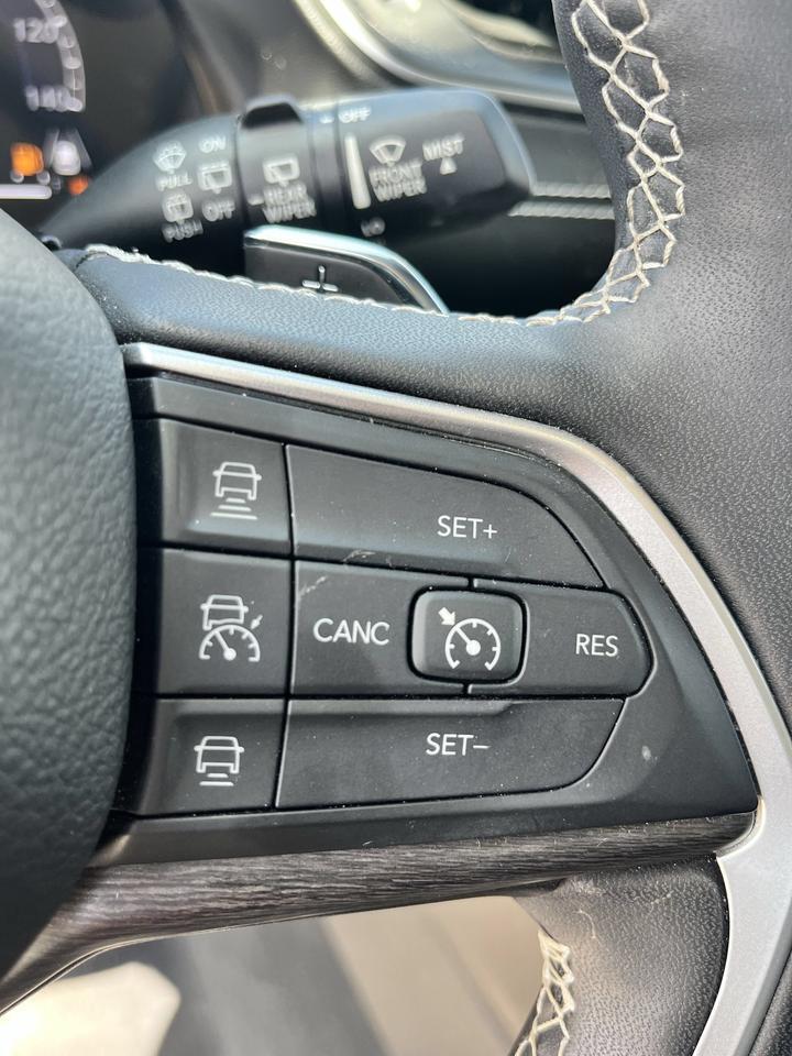 2023 Jeep Grand Cherokee L Limited Castroville TX