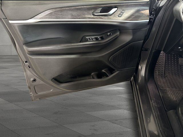 2023 Jeep Grand Cherokee L Limited San Antonio TX
