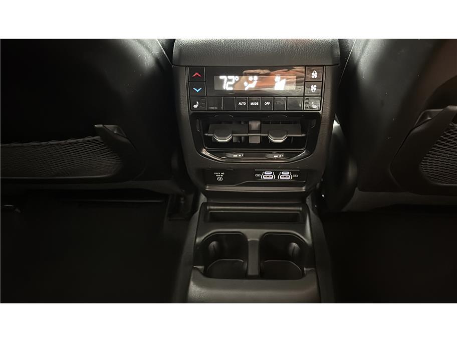 2023 Jeep Grand Cherokee L Limited Sport Utility 4D Folsom CA