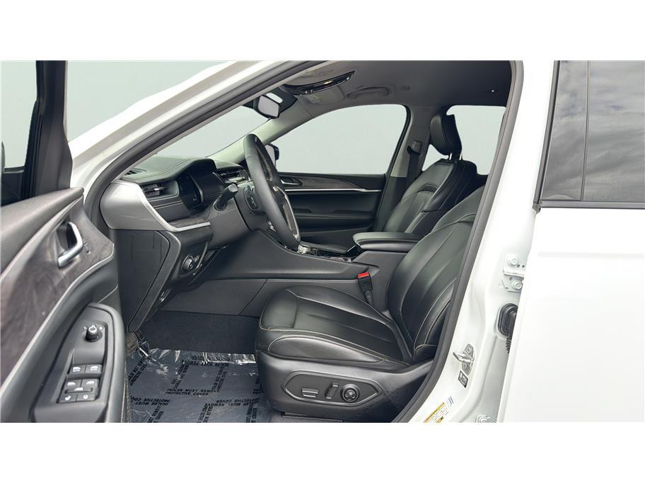 2023 Jeep Grand Cherokee L Limited Sport Utility 4D Folsom CA