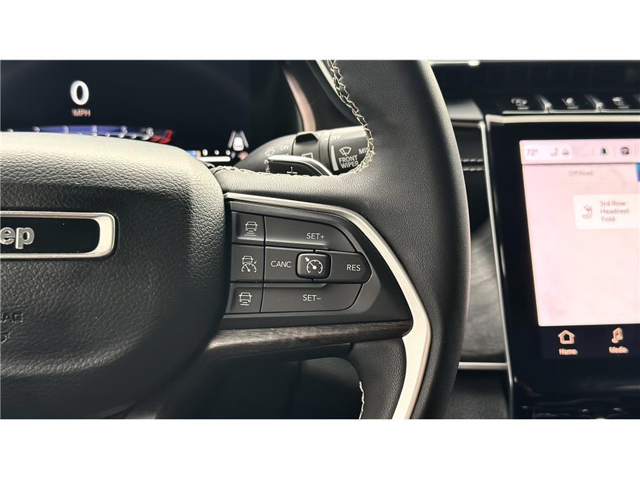 2023 Jeep Grand Cherokee L Limited Sport Utility 4D Folsom CA
